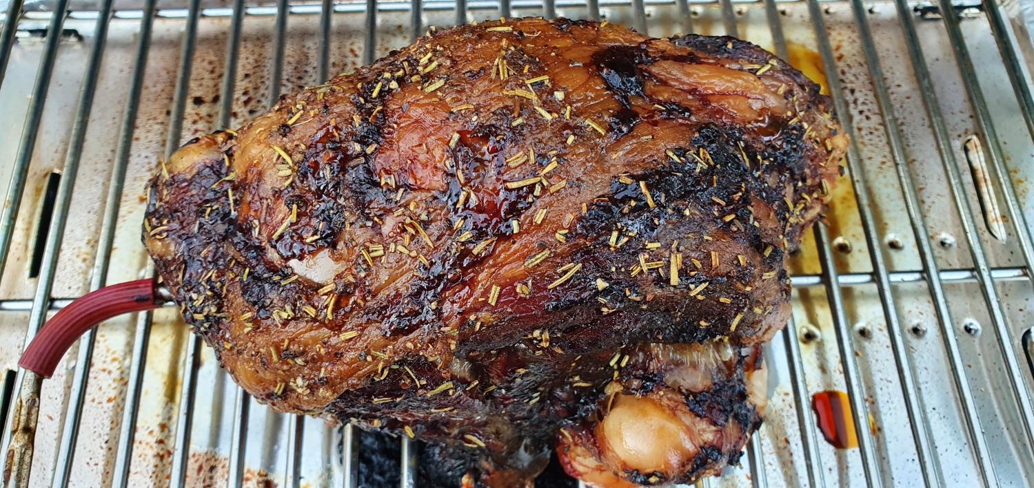 Slow Cooked Roast Lamb on er BBQ